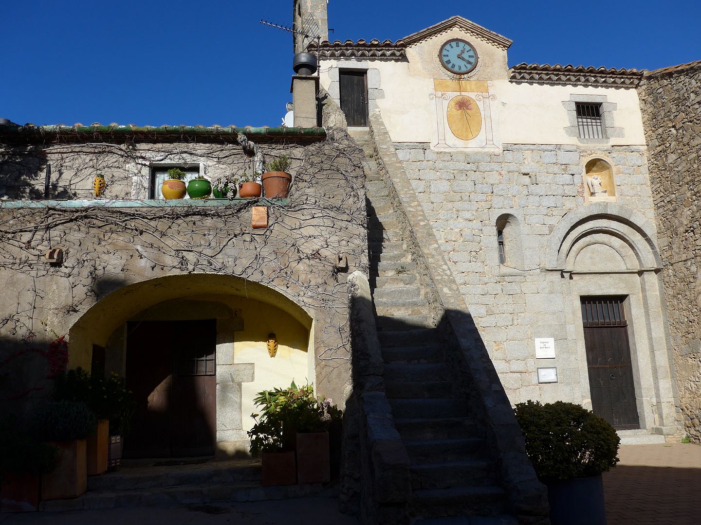 photo P1030622 Sant Martiacute de la Vajol.jpg