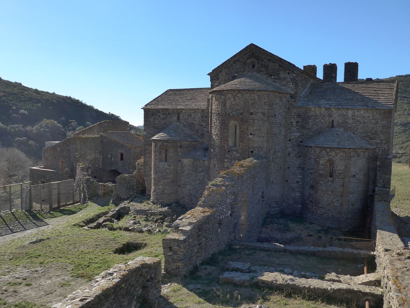photo P1040015 Sant Quirze de Colera.jpg