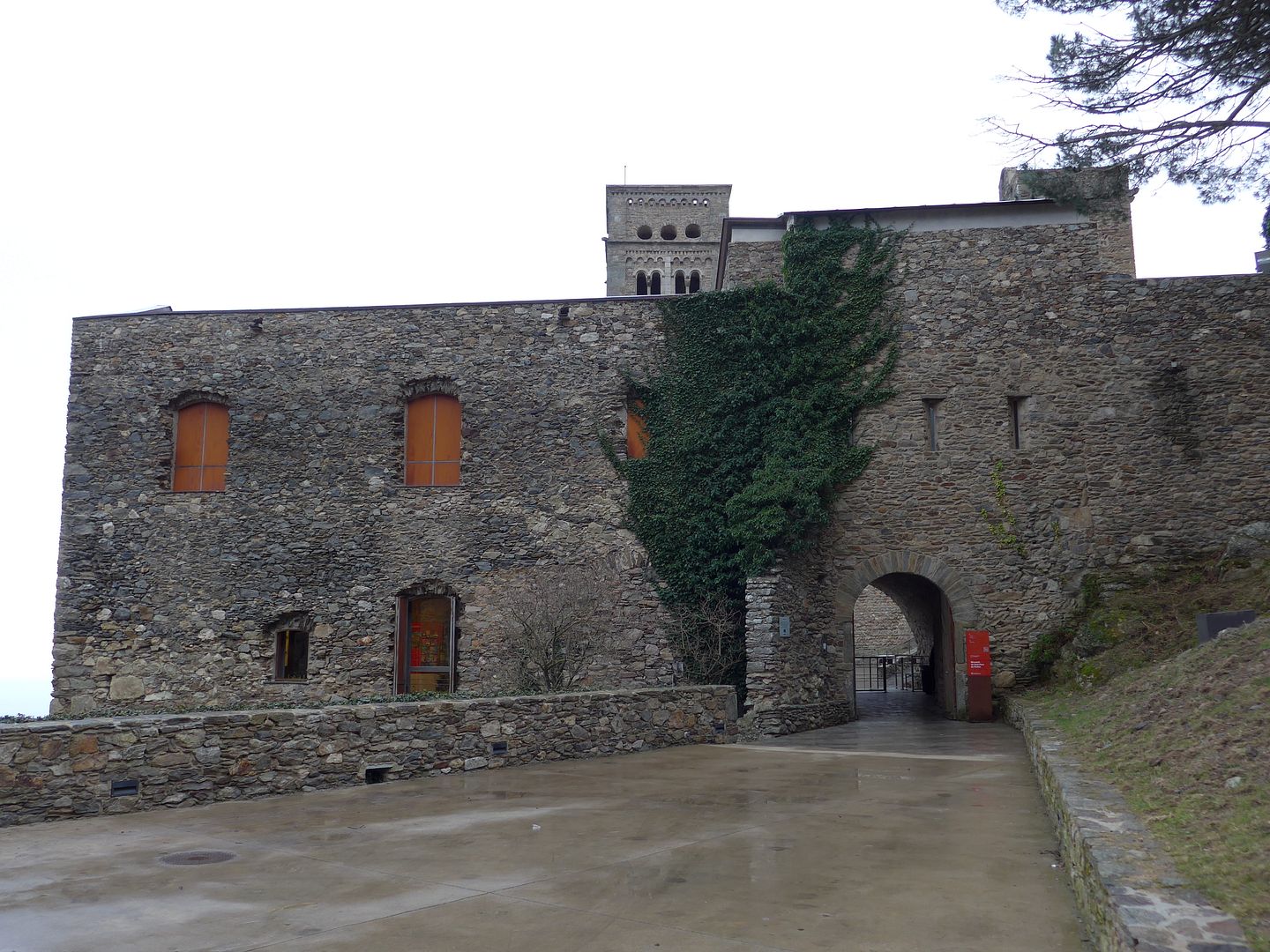 photo P1040506 Sant Pere de Rodes.jpg