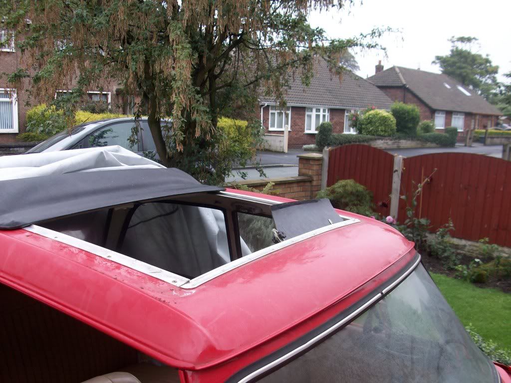 1967 Triumph Vitesse in signal