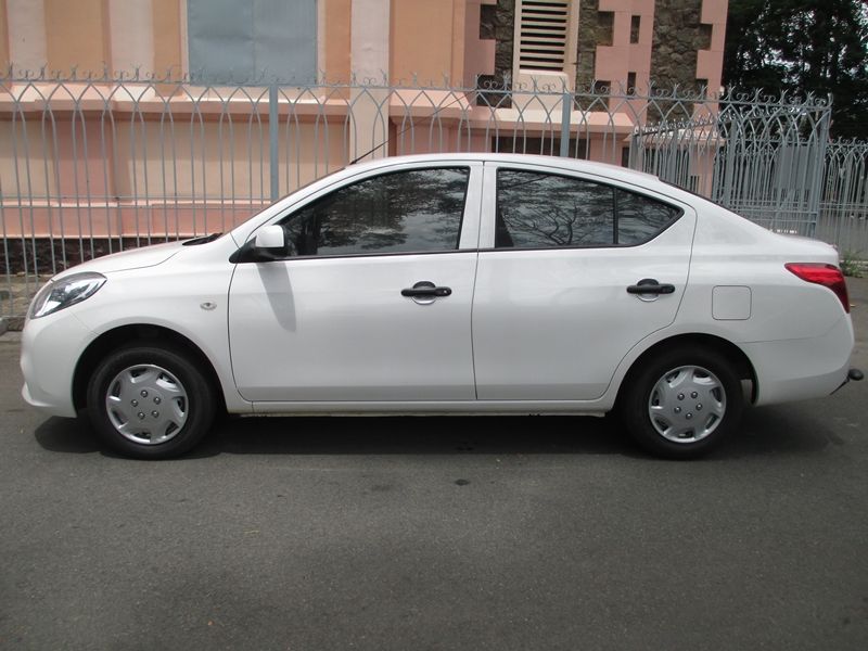 NISSAN SUNNY đăng kí 4/2014 bán lỗ bán tháo luôn!!! - 1