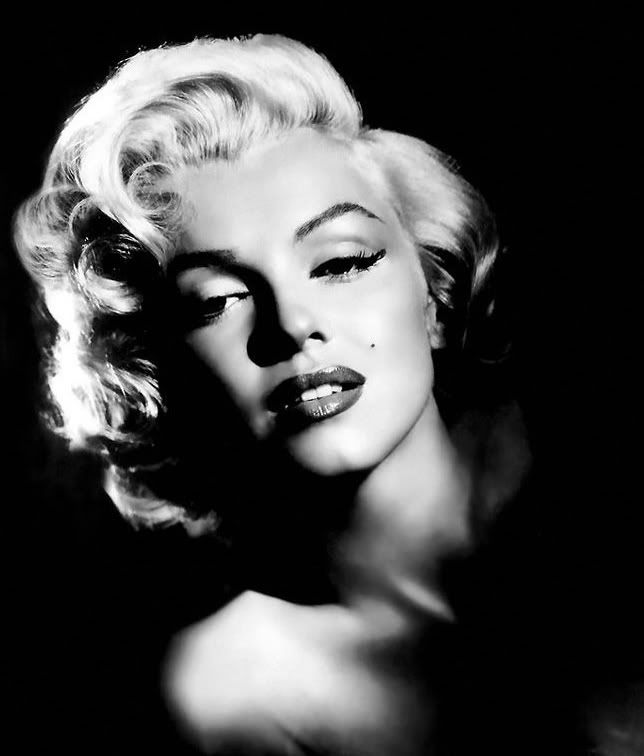 [Bild: Marilyn_Monroe_1301.jpg]