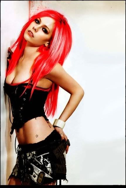 Avril_Lavigne_Red_hair_ish_by_Nabea.jpg