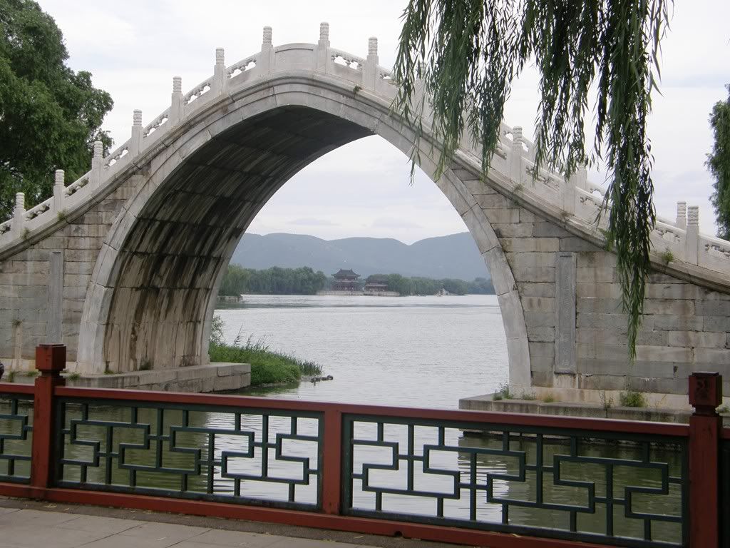 绣漪桥（罗锅桥）