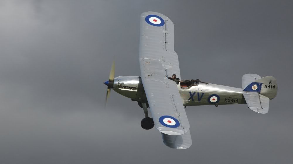 http://i221.photobucket.com/albums/dd258/wcfcfan/Shuttleworth%20July%2008/Dsc_0446-1000x562.jpg