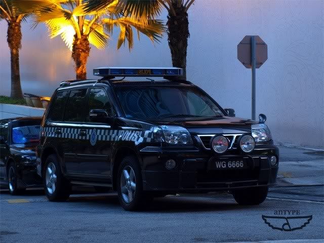 Nissan X Trail 2011 Interior. 2011 Nissan X-Trail interior