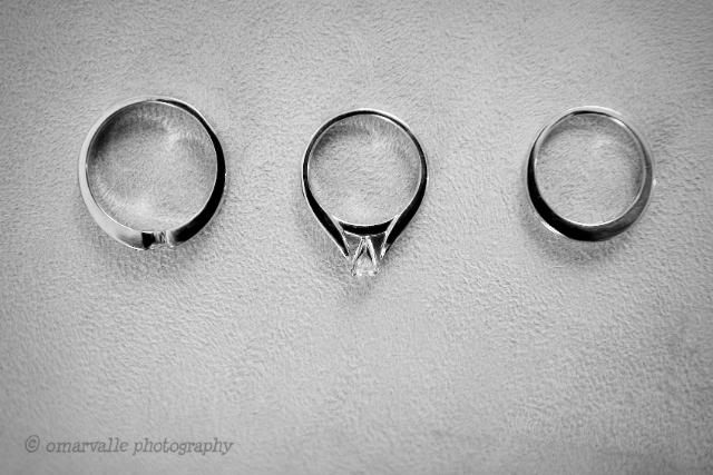 wedding rings by photographer omar valle