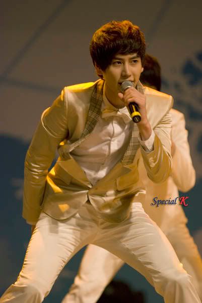 normal_1250377952_06.jpg kyuhyun picture by potatokon