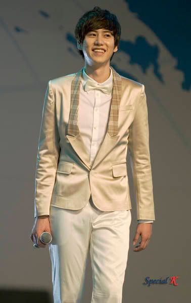 normal_1250377952_07.jpg picture by potatokon