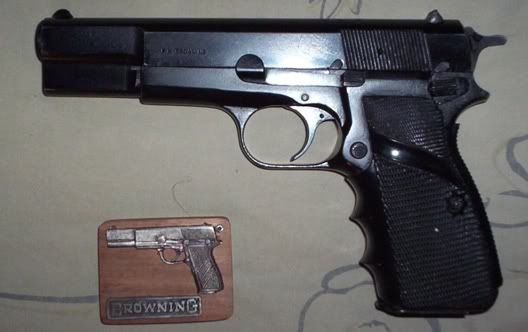 Pistola Browning HP 35