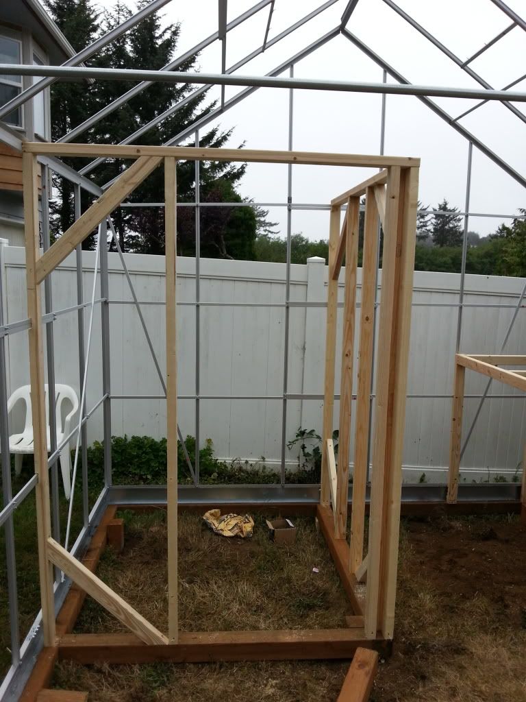 Oregoncp's 10x12 Harbor freight greenhouse adventures