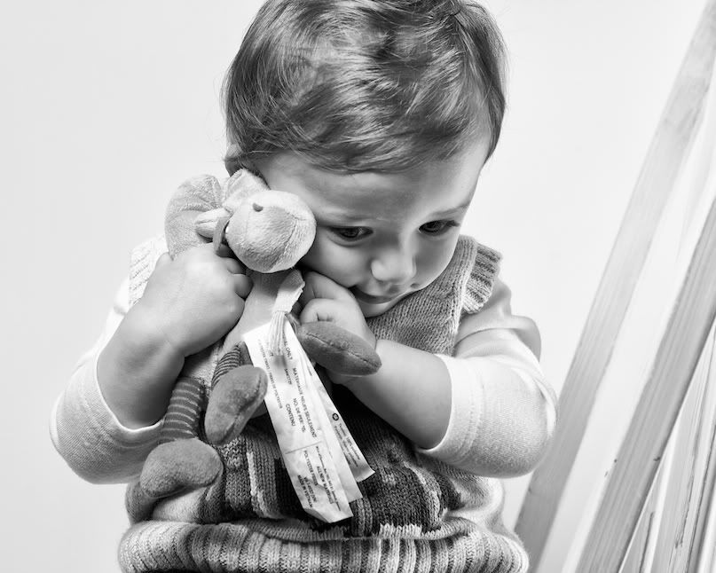 IMAGE: http://i221.photobucket.com/albums/dd80/rhomsy/TristanStudio4.jpg