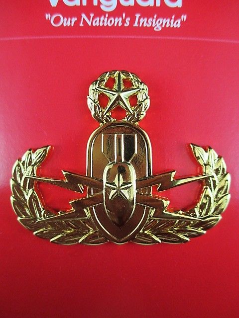 US NAVY OFFICER MASTER EXPLOSIVE ORDNANCE DISPOSAL EOD BADGE MEDAL | eBay