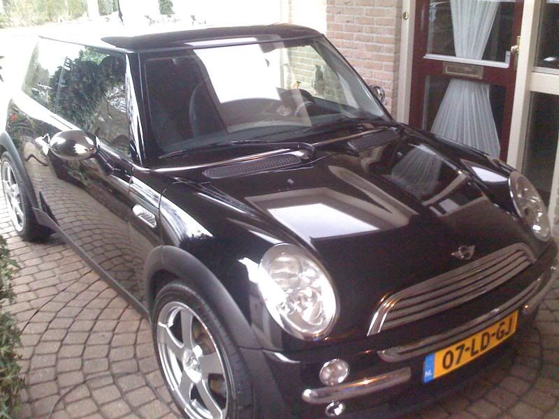 mini002.jpg