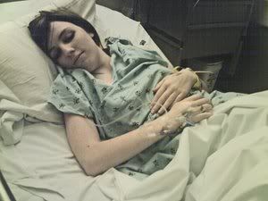 https://i221.photobucket.com/albums/dd48/nettle_/In_The_Hospital_by_No_Broken_Hearts.jpg